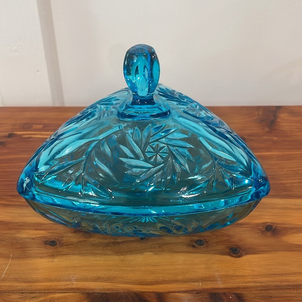 Vtg Hazel Atlas Capri Blue Glass Triangle Pinwheel Lidded Candy Dish